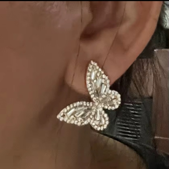 Gold Butterfly Earrings - Picture 4 of 5